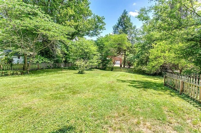 Building Photo - Charming 2 bedroom house in South Knox!