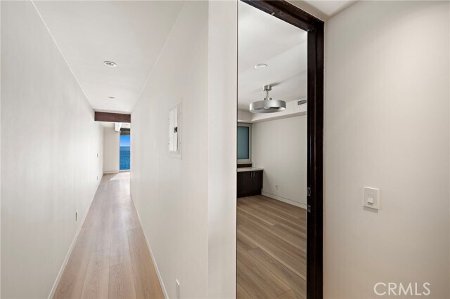 Building Photo - 609 Sleepy Hollow Ln