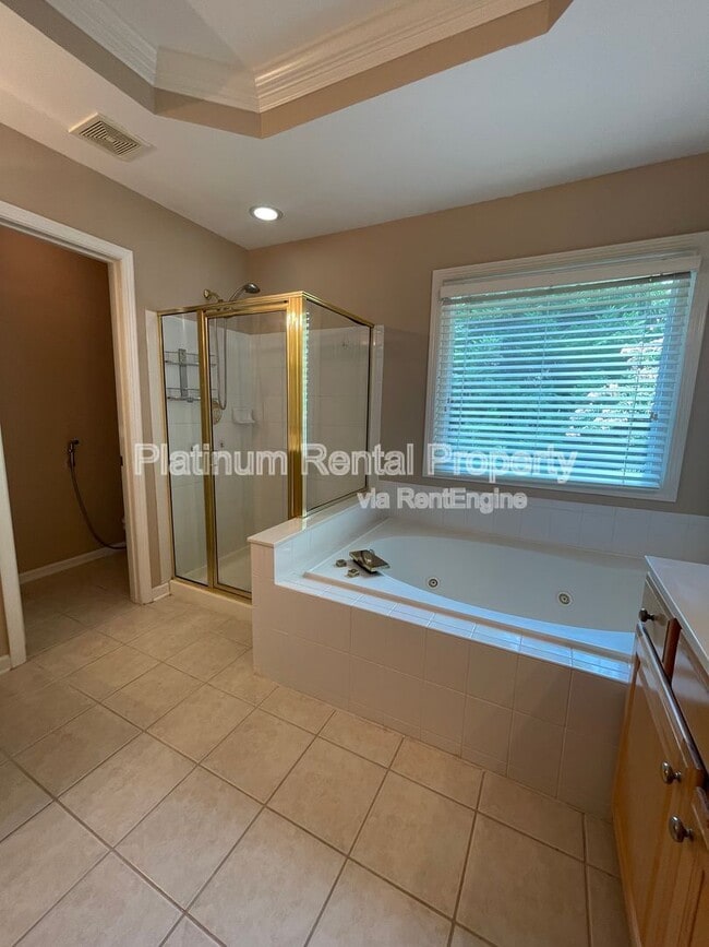Building Photo - 4916 Durley Ln SE