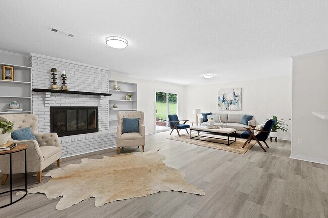 Building Photo - Charming 3BR Home on a Quiet Cul-de-Sac with Large Fenced Yard