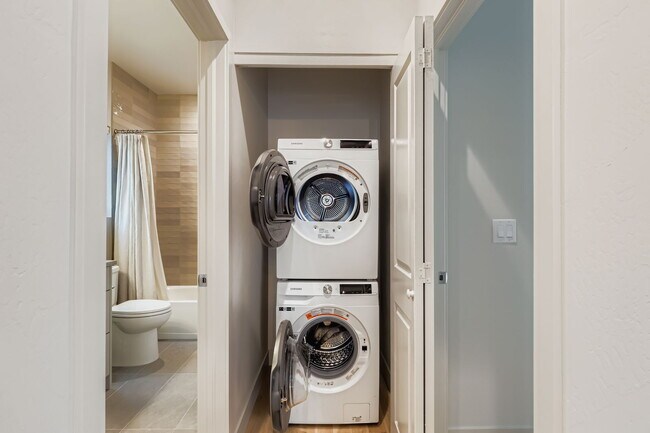 Building Photo - Swanky 1BR – New, Private Garage, Storage,...