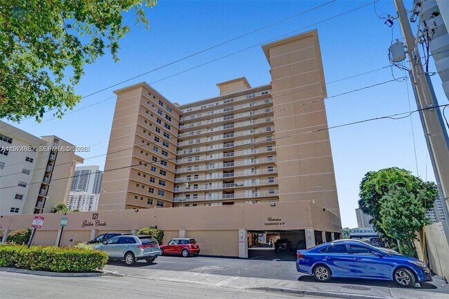 Building Photo - 121 Golden Isles Dr