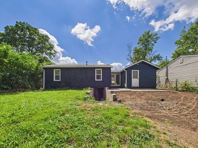 Building Photo - 175 Novak St