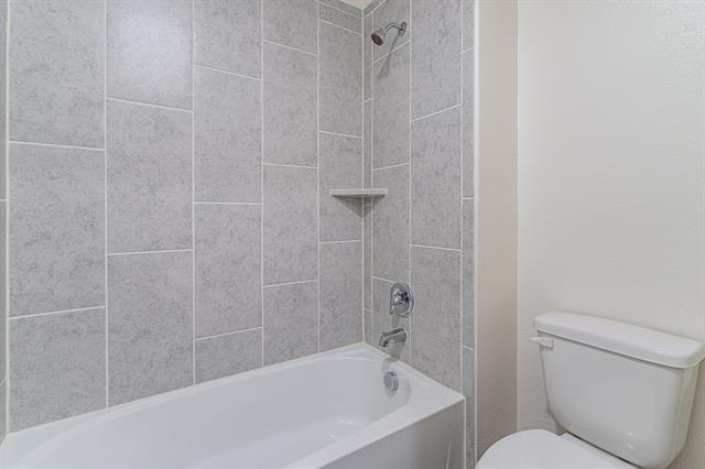 Building Photo - 212 Foster Ln