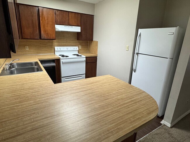 Interior Photo - Welcome Home to Fairway at Fianna Hills – Fort Smith Living with a Scenic View