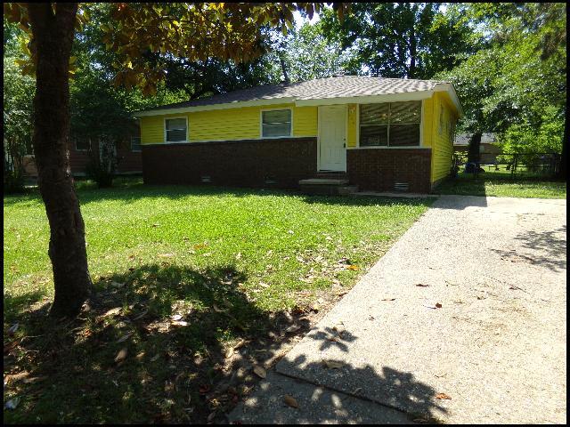 Building Photo - 908 Greenlea Dr