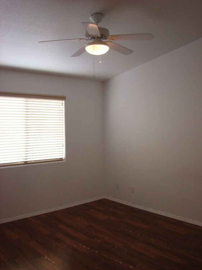 Building Photo - PENDING APPROVED APPLICATION!!!-No longer ...