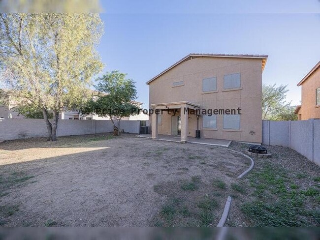 Building Photo - 16966 W Saguaro Ln