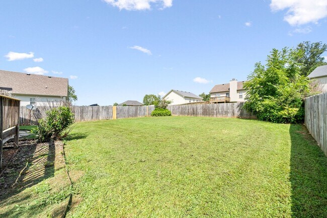 Building Photo - COMING SOON!!!    Lovely home in Wildwood West Subdivision