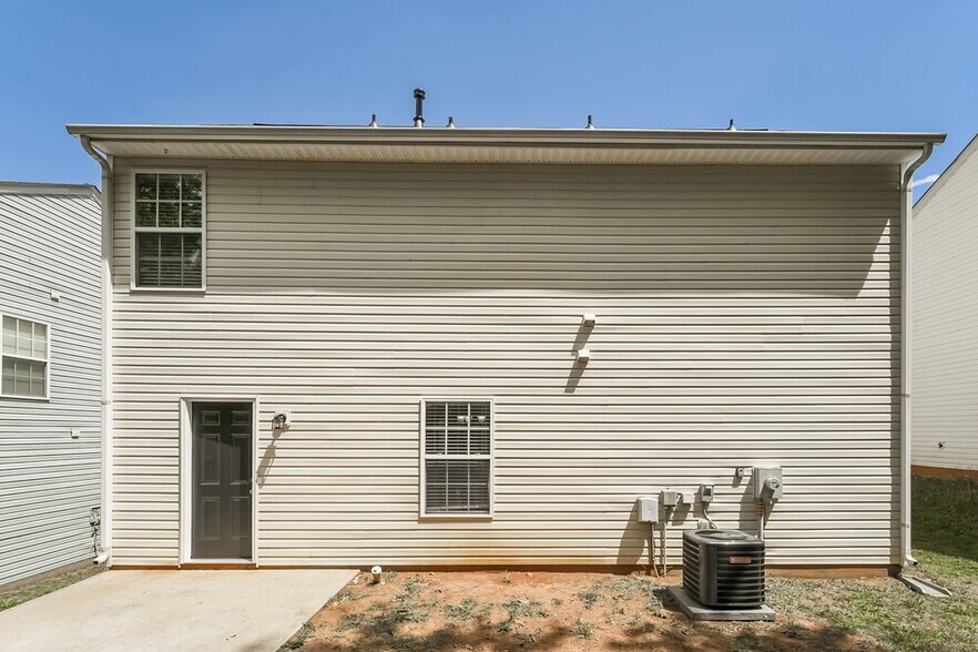 Building Photo - 5122 Grays Ridge Dr