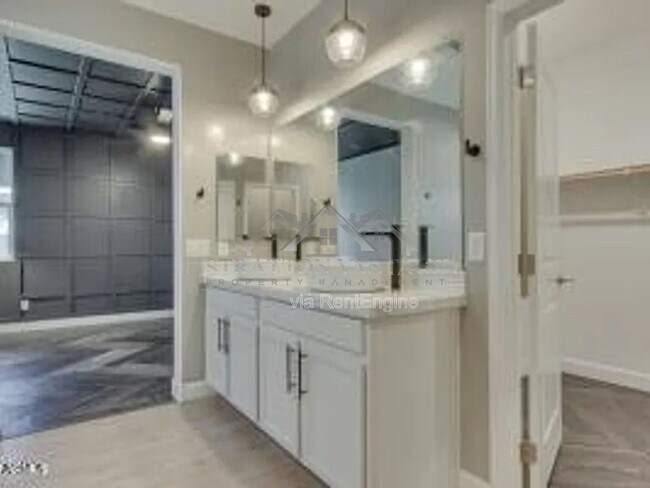 Building Photo - 37755 N Bentgrass Rd