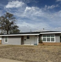 Building Photo - 1711 Doran Dr