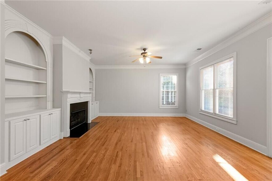 Building Photo - 110 Arden Pl