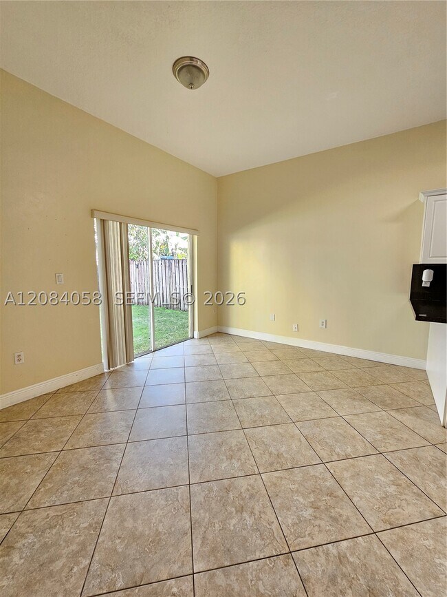 Building Photo - 14209 SW 160th Ct