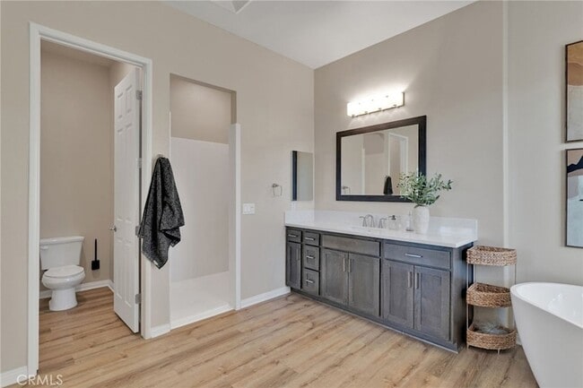 Building Photo - 17066 Takipi Rd