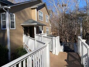 Building Photo - 2132 River Heights Walk SE