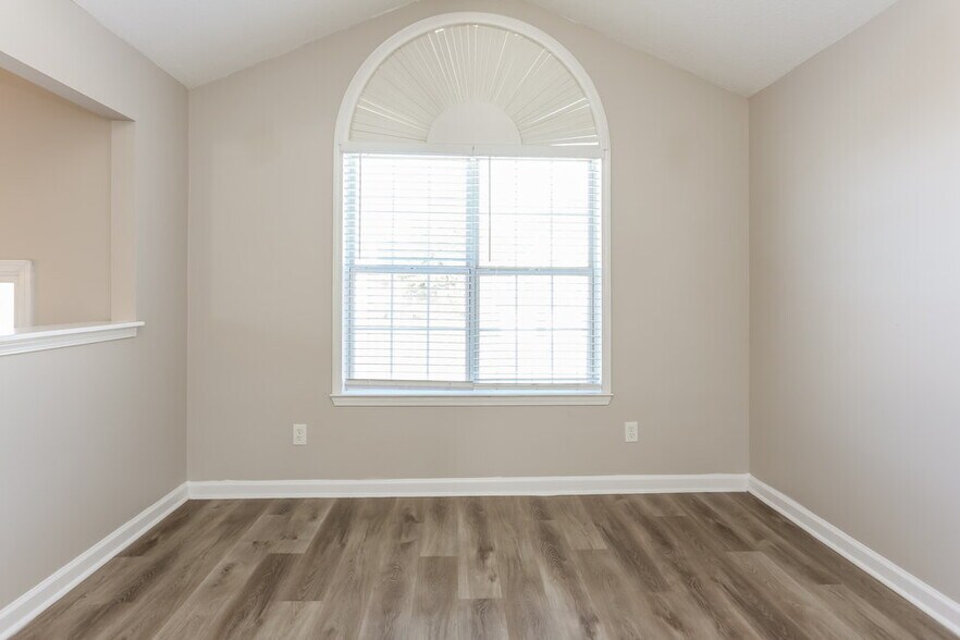 Building Photo - 214 Stallion Trail