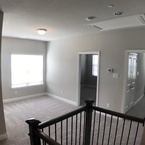 Building Photo - 6110 Rainbow Valley Pl