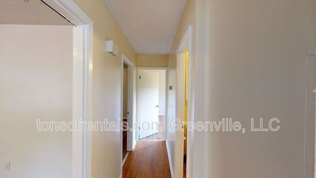 Building Photo - 1427 Grant Cir