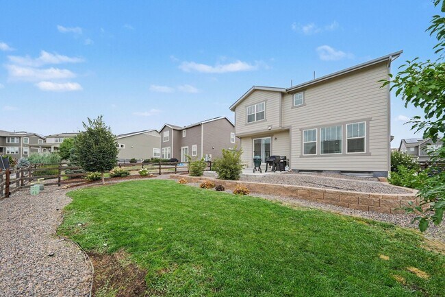 Building Photo - Beautiful spacious four bedroom house!