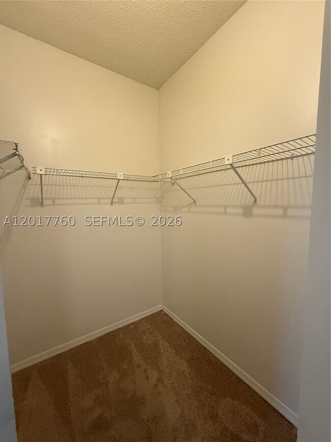 Building Photo - 1561 Sorrento Dr