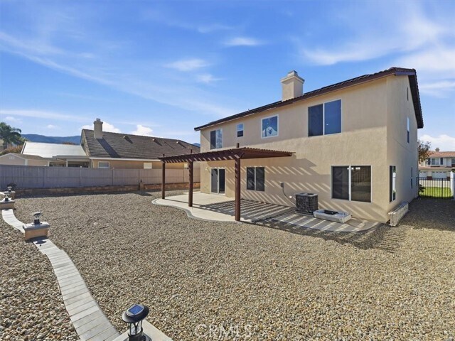 Building Photo - 2775 S Buena Vista Ave