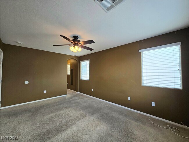 Building Photo - 4966 Tioga Pass Ave