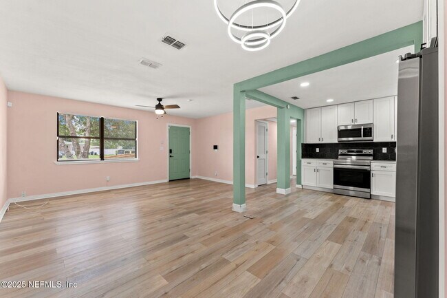 Building Photo - 5217 Witby Ave