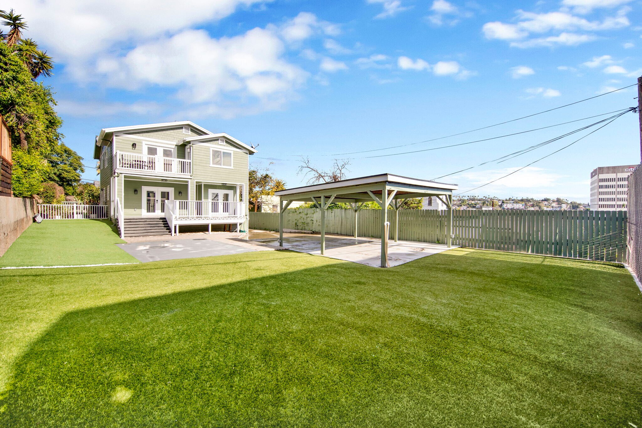 Building Photo - 2124 Reservoir St