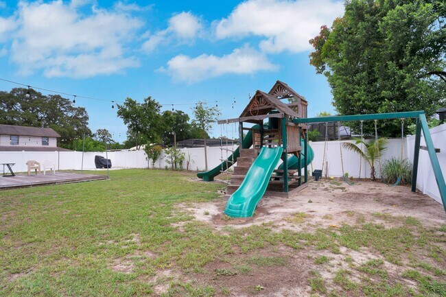Building Photo - 1167 Lake Blanche Dr