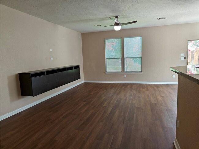 Building Photo - 7915 Moss Springs Ct