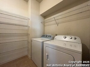 Building Photo - 2149 Hazelwood Dr