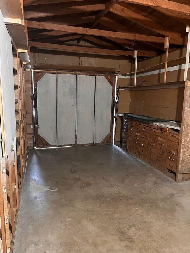Building Photo - Cozy Home in San Jacinto on Large Lot