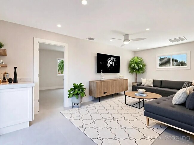 Building Photo - 7 Crossings Cir