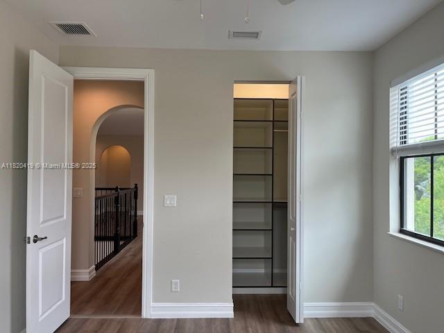 Building Photo - 9140 Meridian Dr E