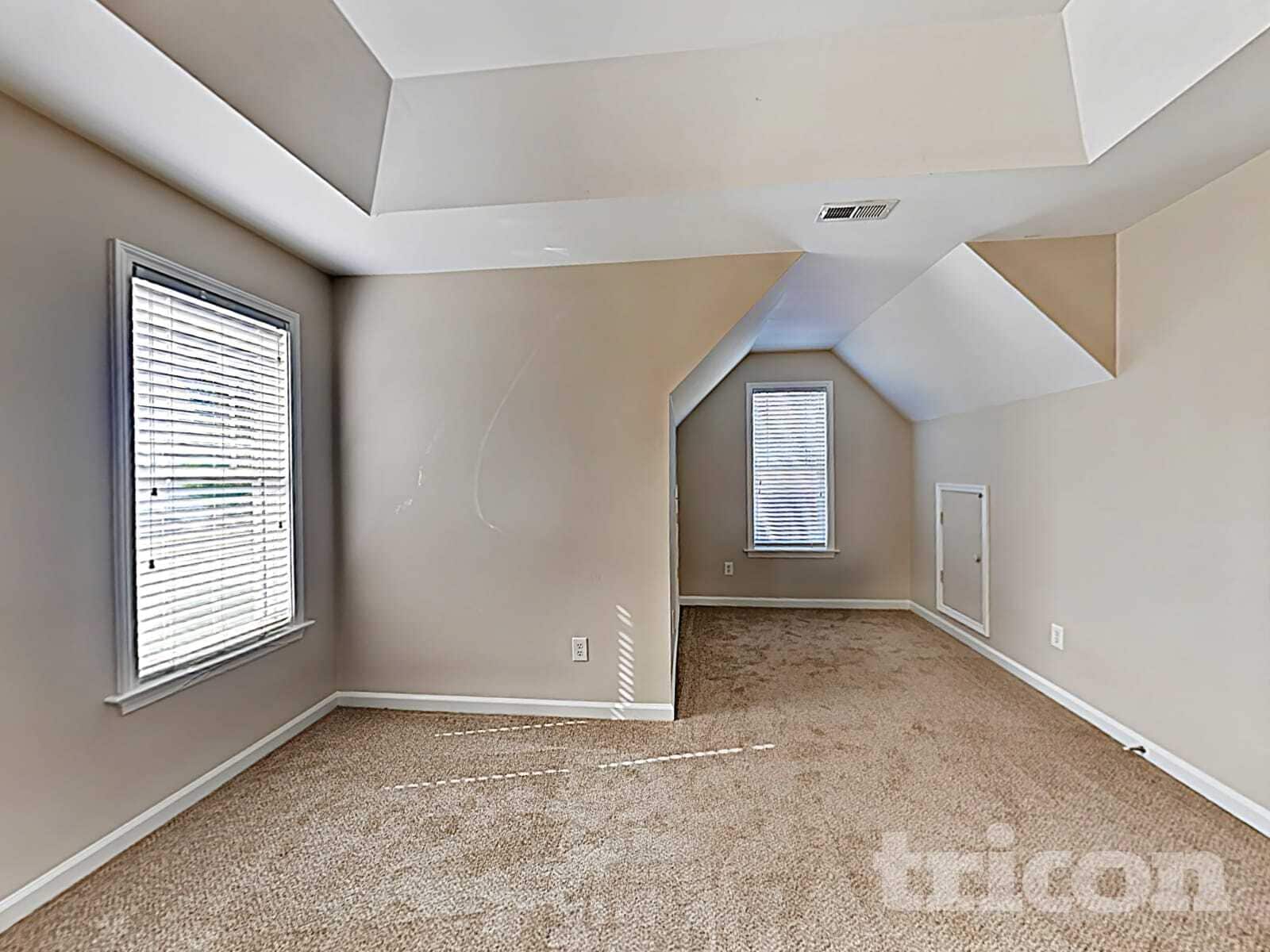 Building Photo - 376 Collinsworth Dr