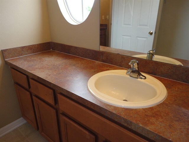 Building Photo - 2512 Holly Pine Cir