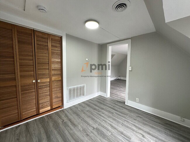 Building Photo - 302 Lafayette St