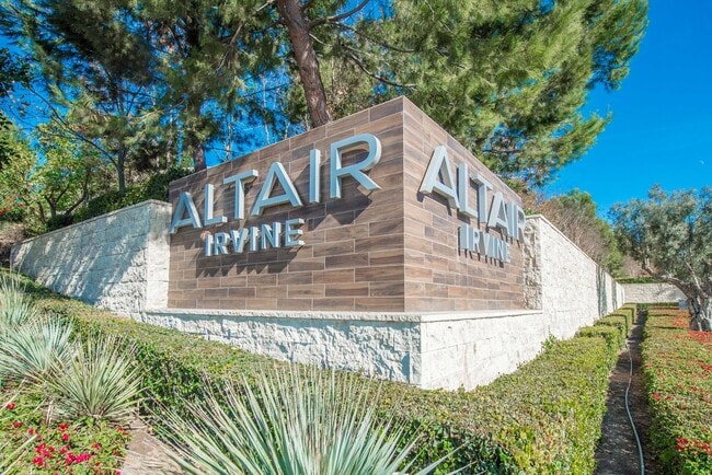 Building Photo - Altar Irvine