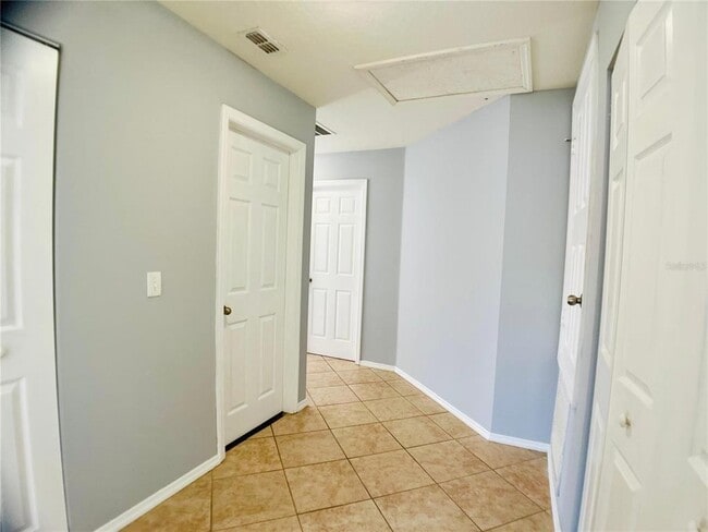 Building Photo - 1053 Chalcedony St