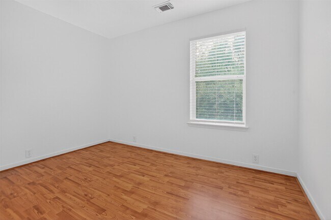 Building Photo - 17627 S Summit Canyon Dr