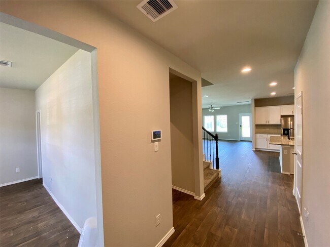 Building Photo - 13832 Rock Island Trl