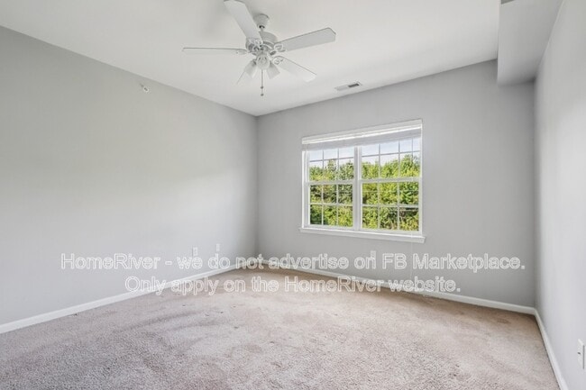 Building Photo - 504 Degas Ct