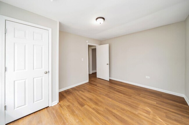 Building Photo - Your Dream Rental Awaits – Fully Renovated and Move-In Ready!