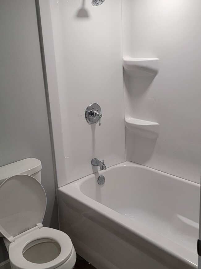 Building Photo - 5812 46th Ave S