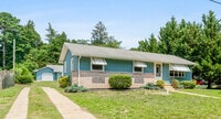 Building Photo - 183 Chestnut Neck Rd