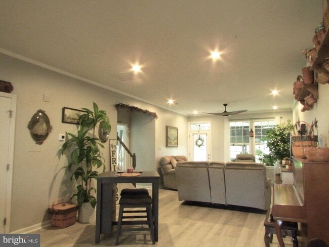 Building Photo - 29997 Plantation Dr