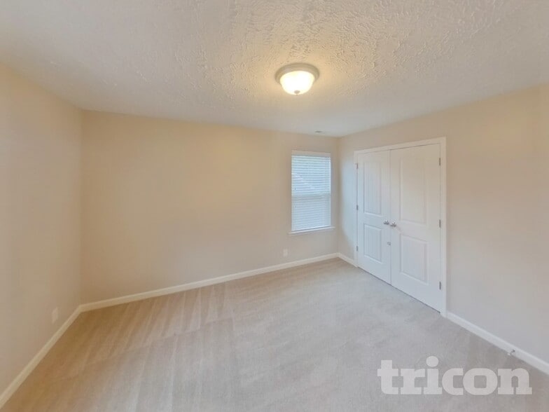 Building Photo - 1842 Warmingfield Dr