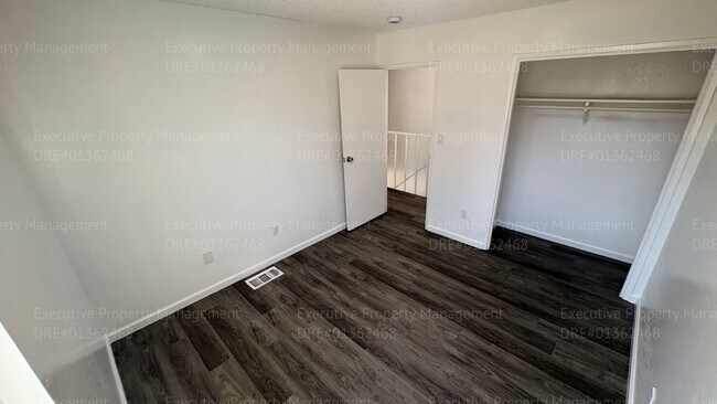 Building Photo - 4800 Nordic Dr