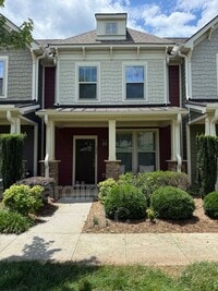 Building Photo - 604 Springbank Aly